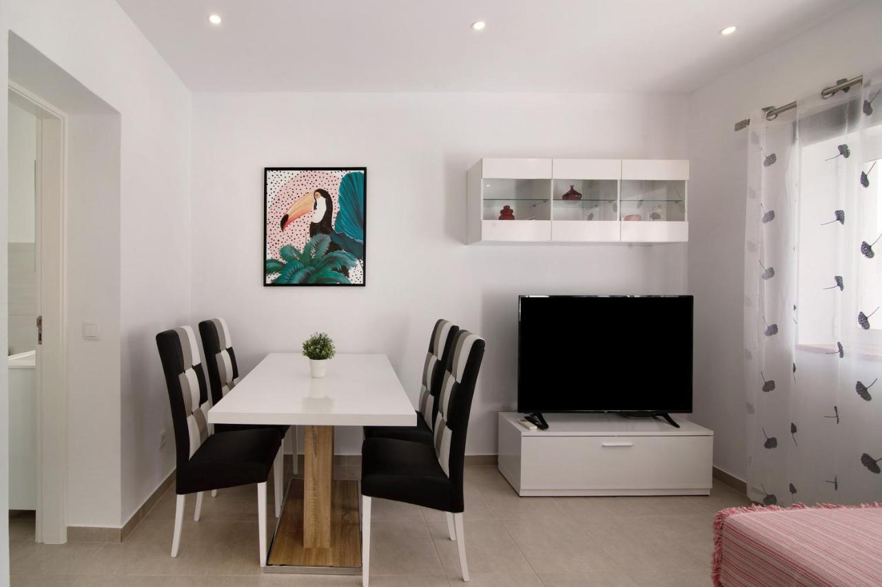 Adelino Guest House 오양 외부 사진